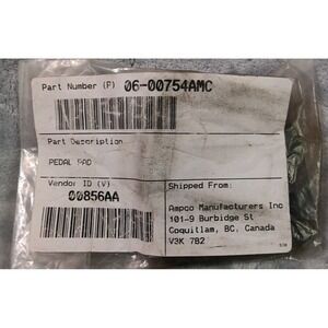 Clutch Pedal Pad For Peterbilt 357, 378, 379 06-00754, 06-00754POL; 06-00754AMC